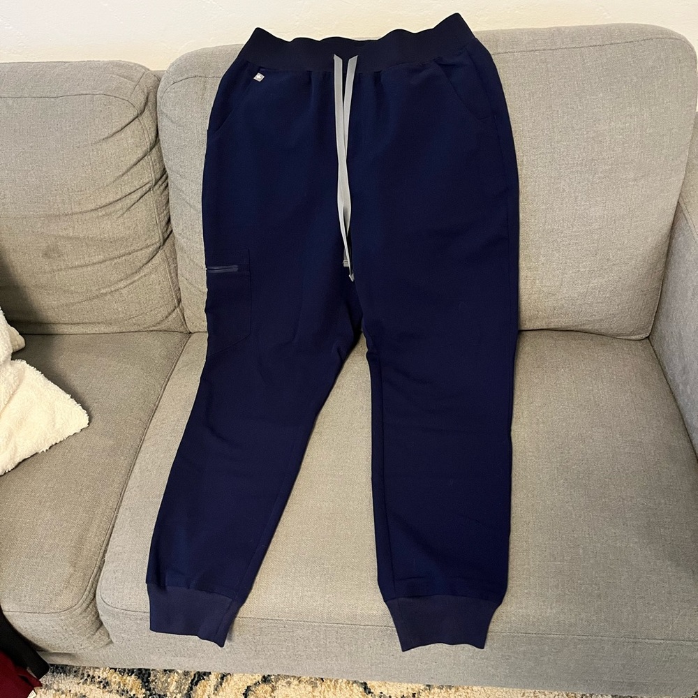 Figs scrubs pants